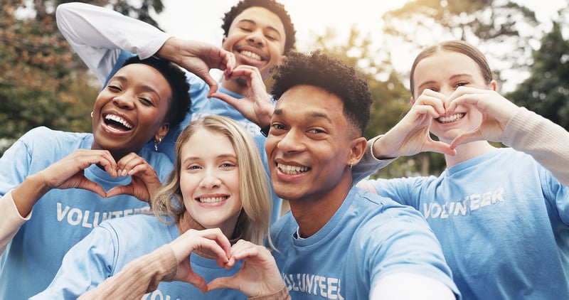 blog-selfie-volunteers blog-selfie-volunteers